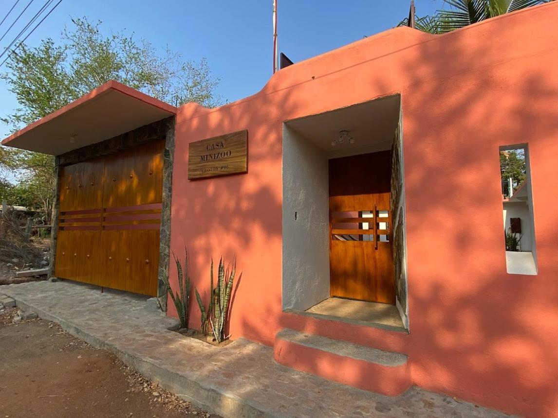 Casa Suites Minizoo Пуэрто-Эскондидо Экстерьер фото